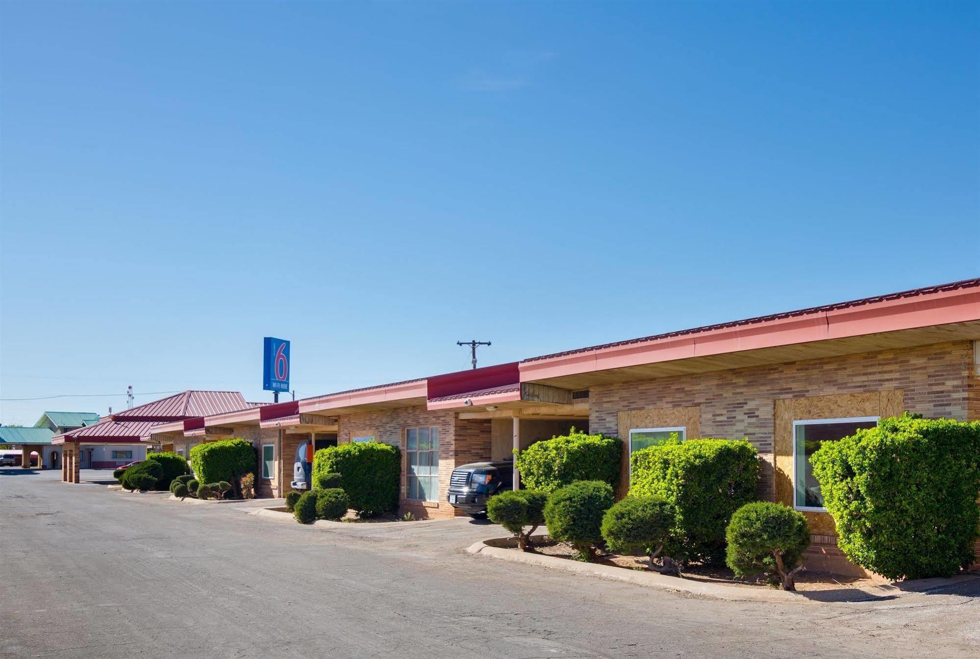 Motel 6 홉스 외부 사진