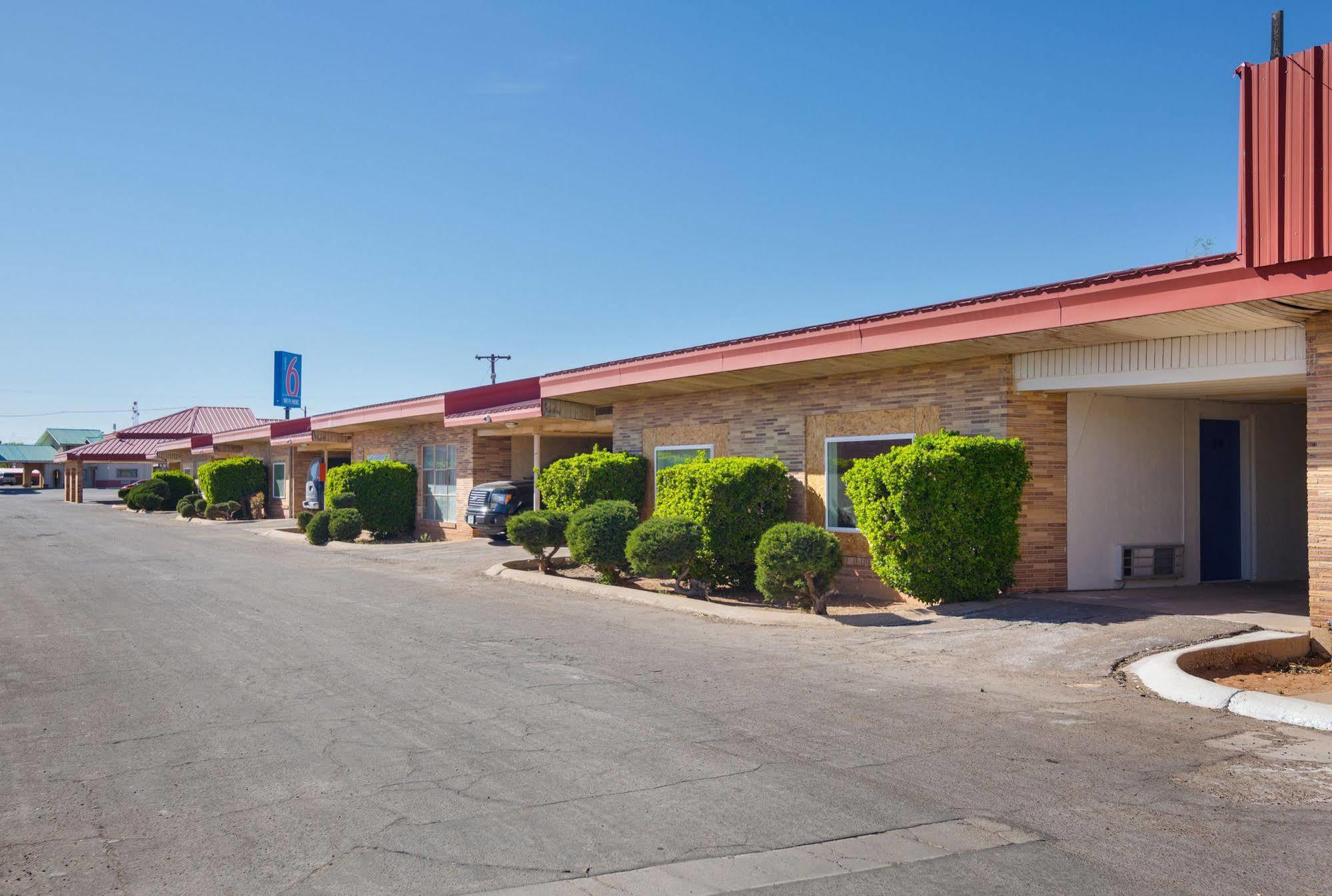 Motel 6 홉스 외부 사진